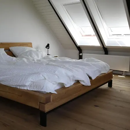 Exklusive, Moderne Ferienwohnung 75 M Im Og1 Fur 4 Personen Mit Balkon, Ruhig, Aber Doch Nah Am Wasser *