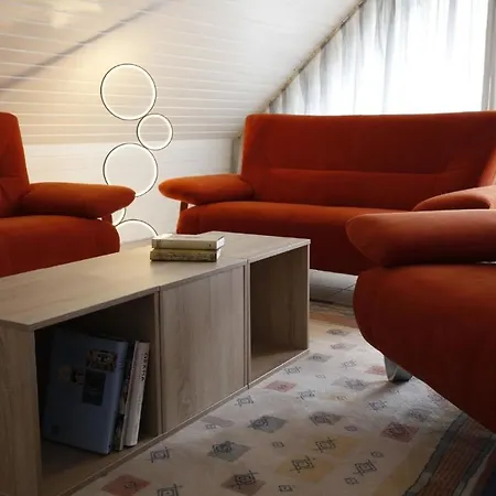 Exklusive, Moderne Ferienwohnung 75 M Im Og1 Fur 4 Personen Mit Balkon, Ruhig, Aber Doch Nah Am Wasser